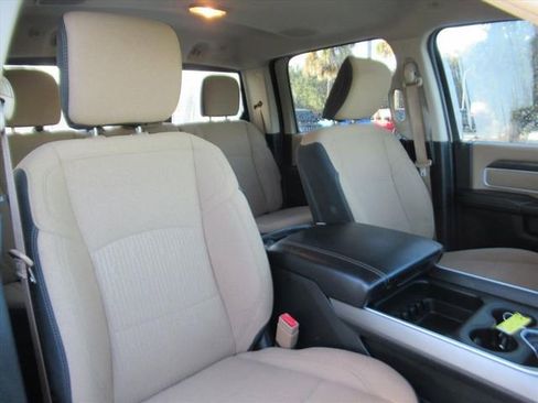 Used 2020 RAM 3500 Big Horn w/ Level 2 Equipment Group image 9