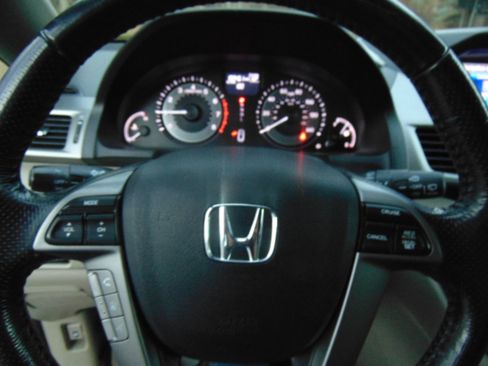 Used 2016 Honda Odyssey EX-L image 36