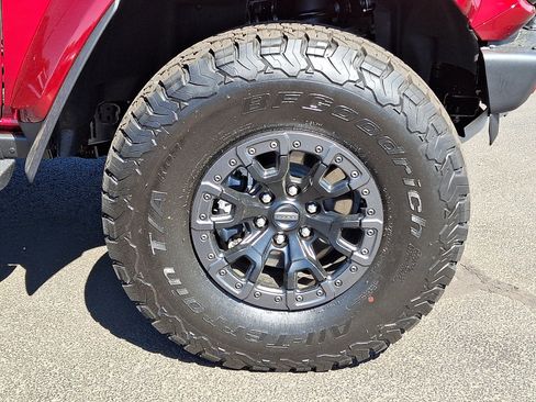 Used 2025 Ford Bronco Raptor AWD/4WD image 8