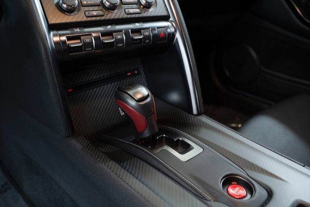 Used 2015 Nissan GT-R Black Edition AWD/4WD image 29