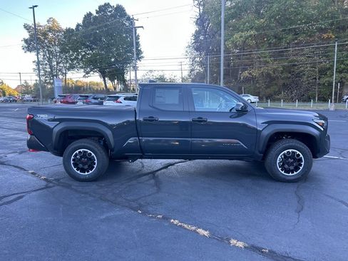 New 2025 Toyota Tacoma TRD Off-Road image 6