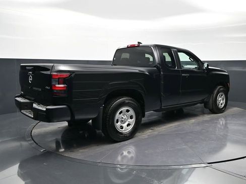 Used 2025 Nissan Frontier S w/ S Utility Package image 5