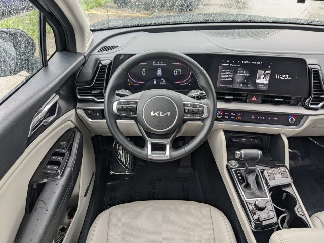 Certified 2024 Kia Sportage EX AWD/4WD image 19