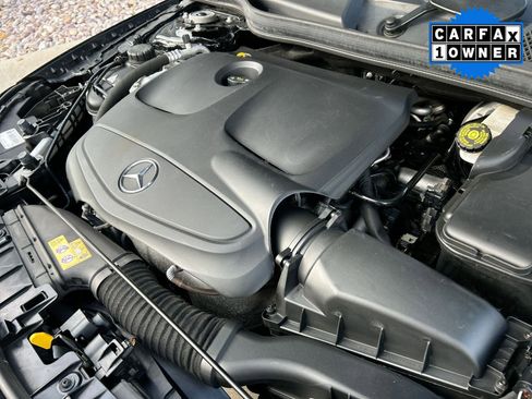 Used 2017 Mercedes-Benz GLA 250 4MATIC image 31