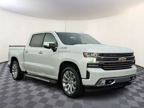 Used 2022 Chevrolet Silverado 1500 High Country w/ Technology Package AWD/4WD image 1