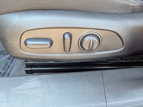 Used 2023 Chevrolet Malibu LT FWD image 12