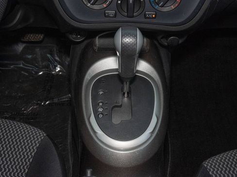 Used 2017 Nissan Juke S AWD/4WD image 21