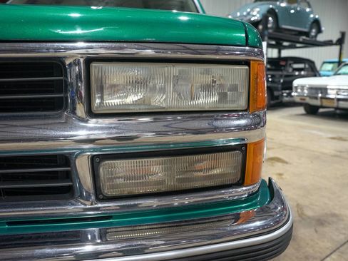 Used 1995 Chevrolet Silverado 1500 K1500 Silverado 2dr 4WD Extend image 37