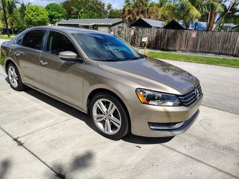 Used 2015 Volkswagen Passat TDI SE image 8