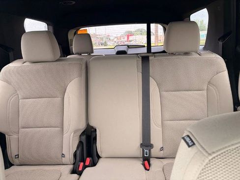 Used 2023 Chevrolet Traverse LS w/ Safety Package FWD image 26
