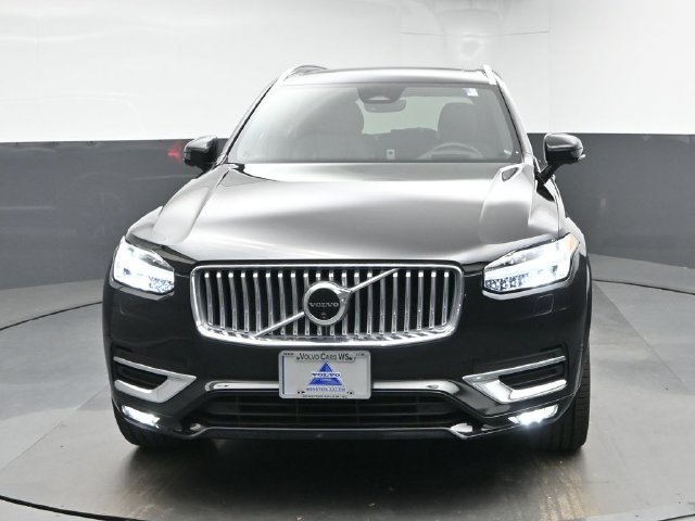 Used 2024 Volvo XC90 B6 Ultimate w/ Lounge Package AWD/4WD image 3