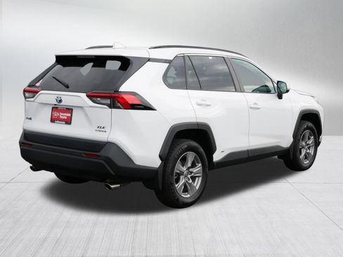 Certified 2024 Toyota RAV4 XLE AWD/4WD image 7