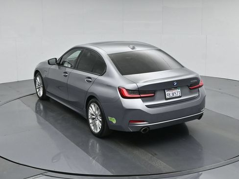 Used 2023 BMW 330e w/ Convenience Package RWD image 41