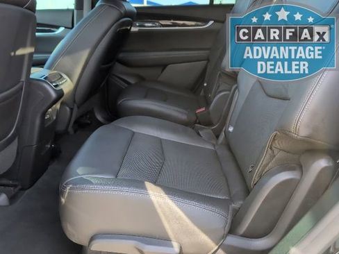 Used 2020 Cadillac XT6 Premium Luxury image 8