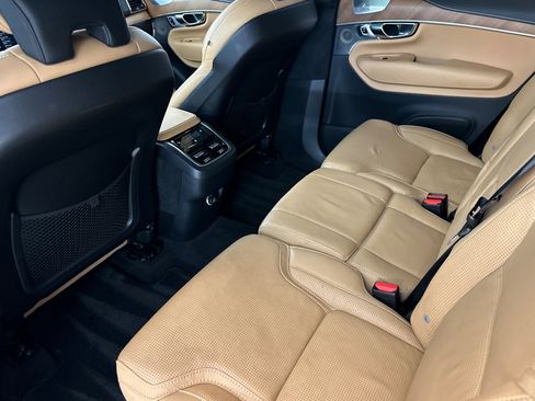 Used 2019 Volvo XC90 T6 Inscription w/ Luxury Package image 28
