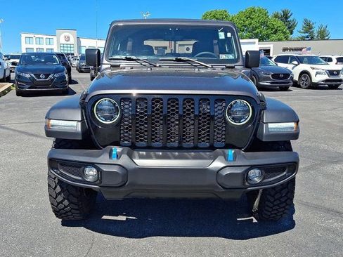 Used 2023 Jeep Wrangler Unlimited w/ 8.4" Radio Group AWD/4WD image 2