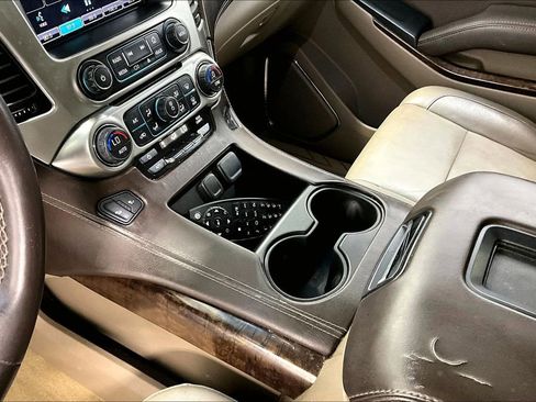 Used 2015 Chevrolet Tahoe LT image 17