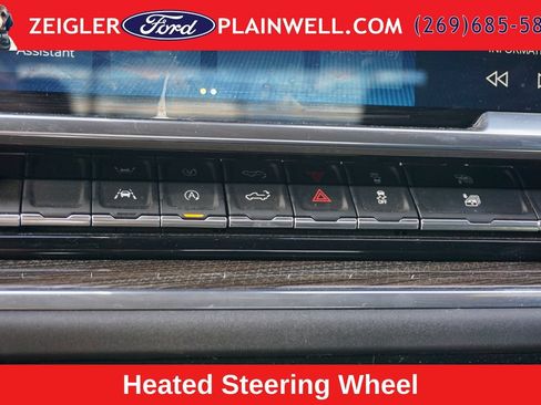 Used 2023 Chevrolet Silverado 1500 LT AWD/4WD image 19