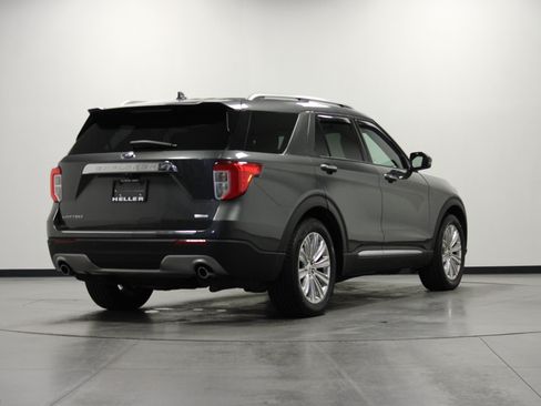 Used 2020 Ford Explorer Limited RWD image 4