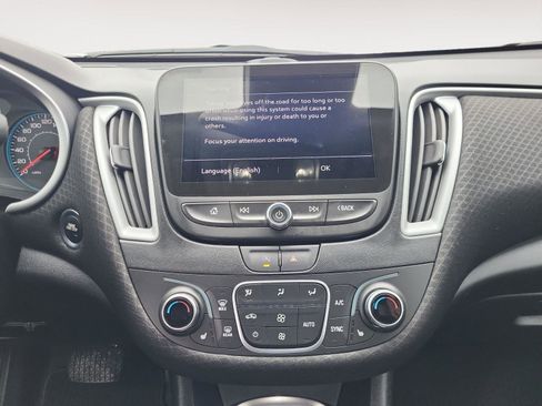 Used 2024 Chevrolet Malibu LT image 14