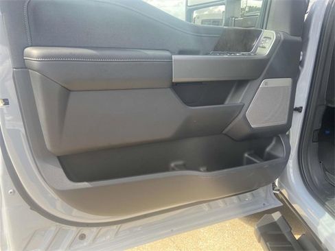 New 2025 Ford F350 Lariat w/ Lariat Ultimate Package image 12