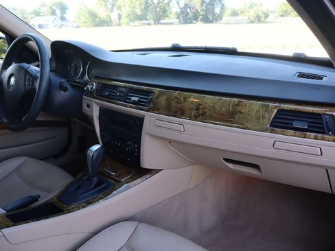 Used 2006 BMW 325xi Sedan AWD/4WD image 17