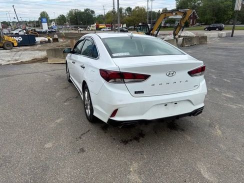 Used 2018 Hyundai Sonata Sport w/ Cargo Package FWD image 6