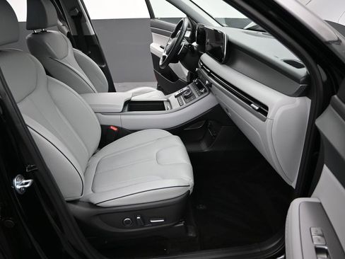 Used 2023 Hyundai Palisade SEL image 26