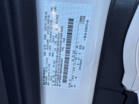 New 2024 Ford E-Transit Low Roof image 35