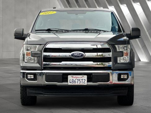 Used 2017 Ford F150 Lariat w/ Trailer Tow Package image 9