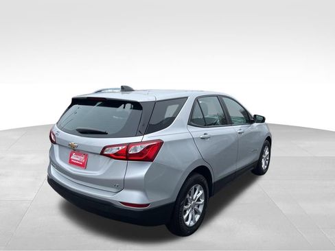 Used 2020 Chevrolet Equinox LS image 24