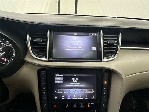 Used 2023 INFINITI QX50 Luxe w/ Accent Package image 30