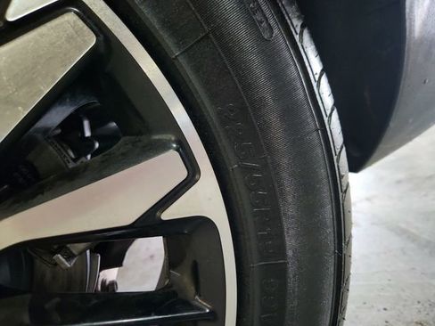 Used 2022 Ford Escape SE w/ SE Sport Appearance Package AWD/4WD image 29
