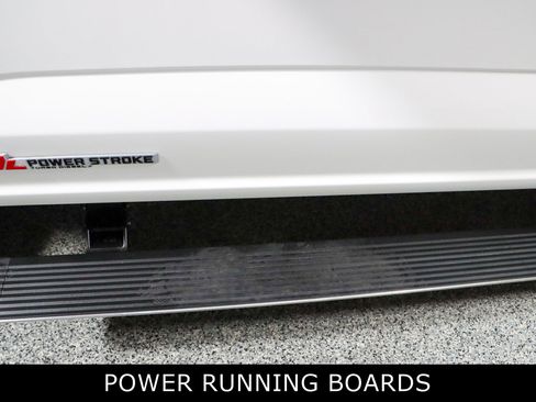 Used 2024 Ford F250 Platinum image 12