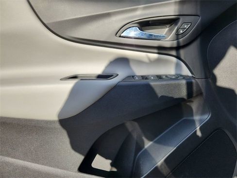 Certified 2019 Chevrolet Equinox LS image 21
