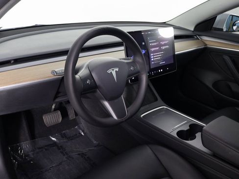 Used 2023 Tesla Model 3 Standard Range RWD image 7
