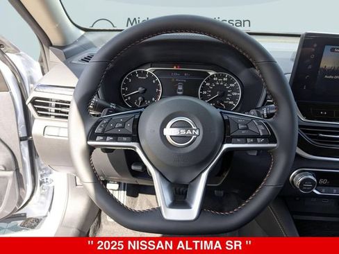 New 2025 Nissan Altima 2.5 SR w/ SR Premium Package FWD image 14