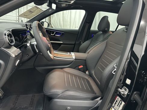 Used 2026 Mercedes-Benz GLC 300 GLC 300 image 18
