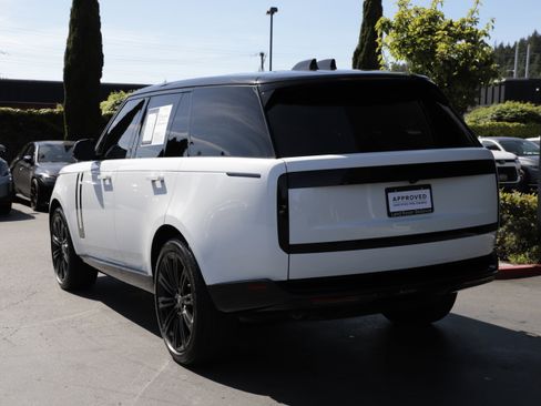 Certified 2025 Land Rover Range Rover SE AWD/4WD image 6