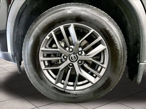 Used 2021 Nissan Rogue S AWD/4WD image 9