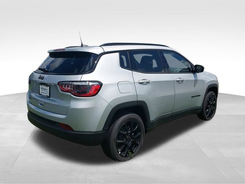New 2026 Jeep Compass Latitude AWD/4WD image 8