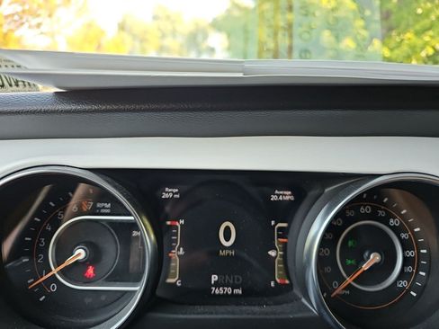 Used 2021 Jeep Wrangler Unlimited Sport AWD/4WD image 25