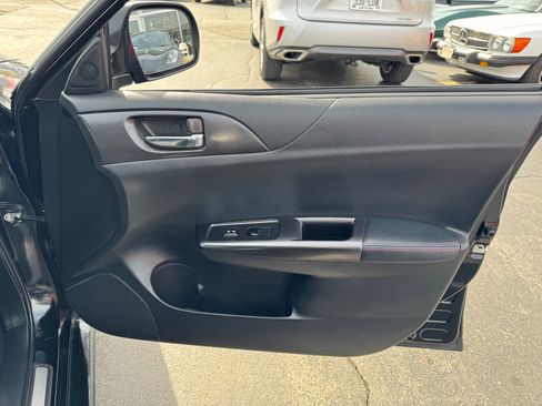 Used 2011 Subaru Impreza WRX STI image 28