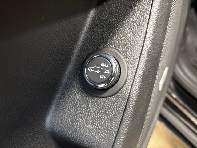 Used 2022 Chevrolet Traverse Premier AWD/4WD image 42