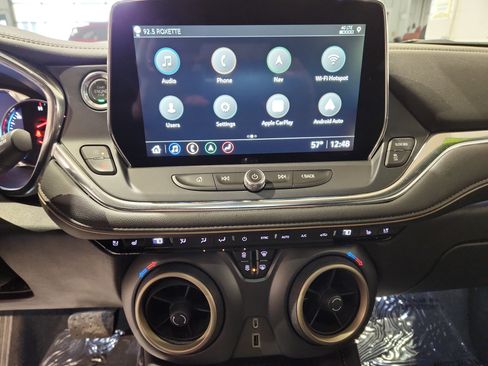 Certified 2023 Chevrolet Blazer Premier w/ Enhanced Convenience Package image 8