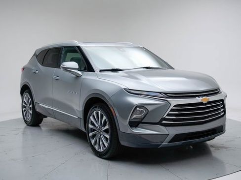 Used 2023 Chevrolet Blazer Premier w/ Driver Confidence II Package image 11