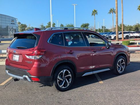 Used 2022 Subaru Forester Touring image 8