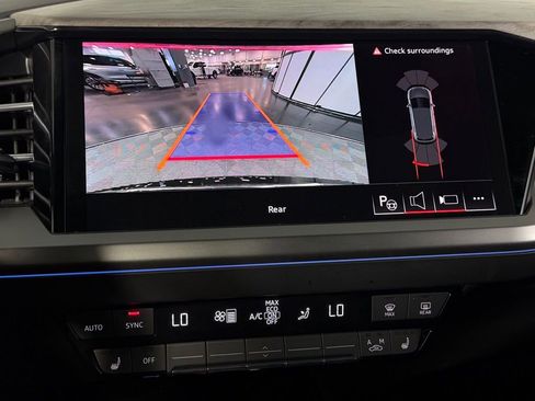 Used 2024 Audi Q4 e-tron Premium Plus w/ Premium Plus image 19