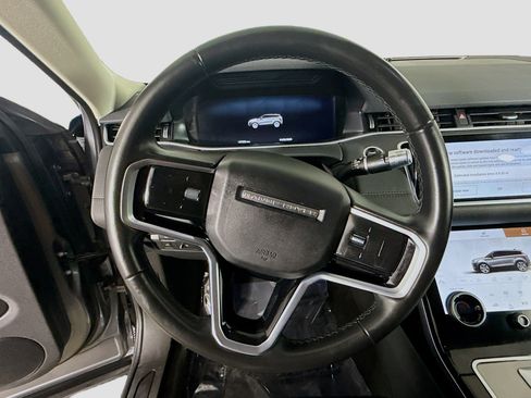 Used 2022 Land Rover Range Rover Evoque SE image 13