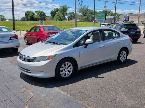 Used 2012 Honda Civic LX image 2